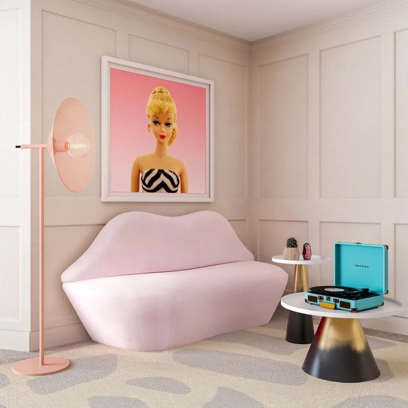 Lips Velvet Settee - 67.7  W x 29.1  D x 36  H