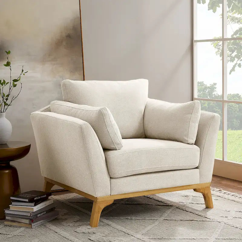 VANOMi 41.7   Modern Flared Arm Accent Chair