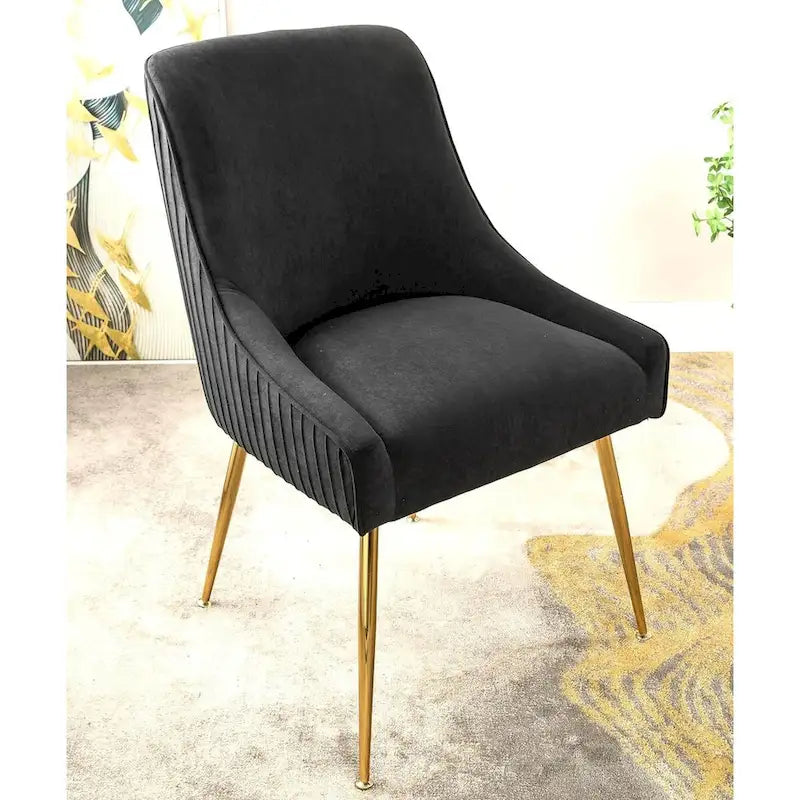 Luxury Velvet Chair with Elegant Scoop Back Design Gold Metal Legs and Soft Upholstery Comfortable Seating